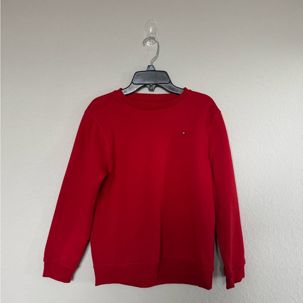 Tommy Hilfiger Red Crewneck Sweatshirt with Chest Flag